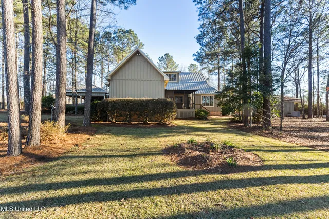 $979,900 | 35 Boggy Hollow Road, Purvis, MS 39475