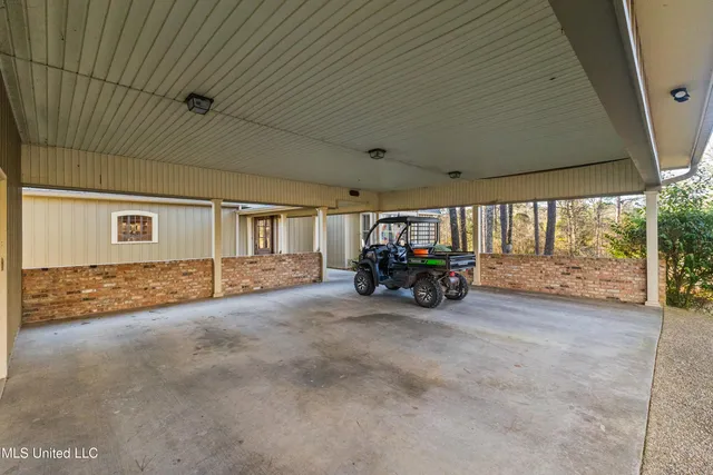 $979,900 | 35 Boggy Hollow Road, Purvis, MS 39475