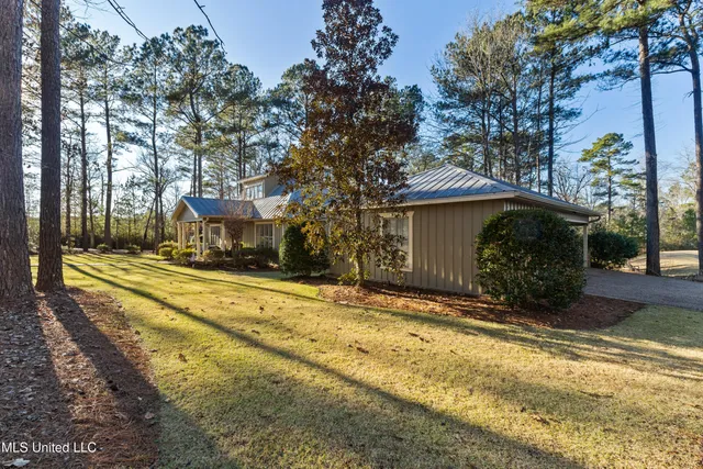 $979,900 | 35 Boggy Hollow Road, Purvis, MS 39475