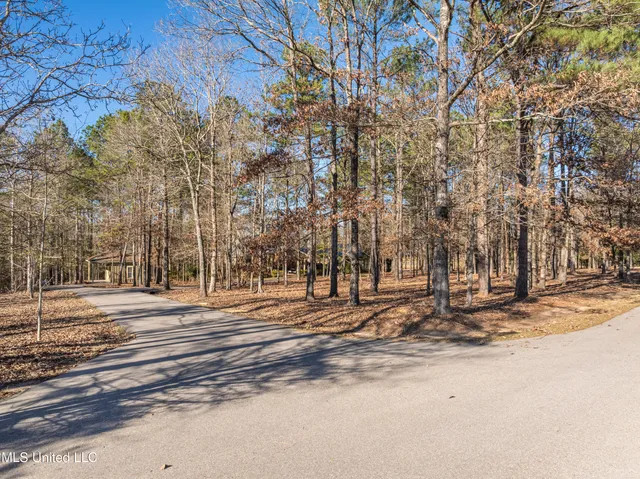 $979,900 | 35 Boggy Hollow Road, Purvis, MS 39475