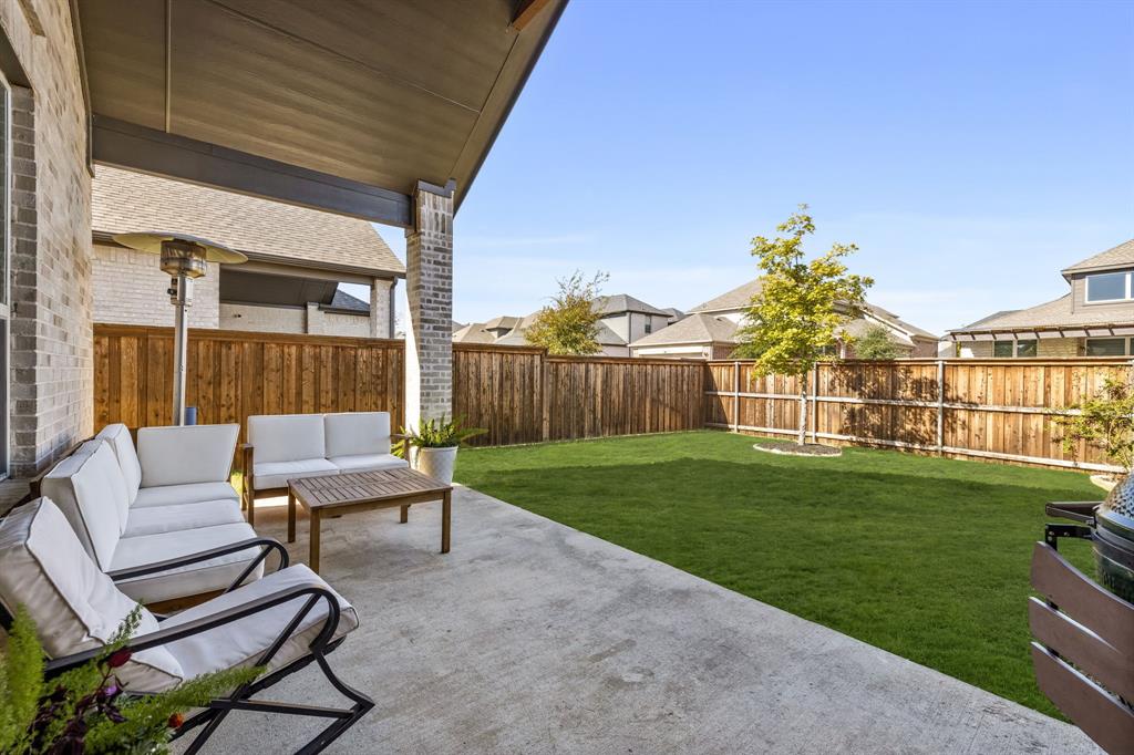 2270 English Ivy Road Frisco, TX 75033 - Photo 28 of 39 a view of a garden with chairs