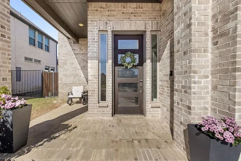 $744,999 | 2270 English Ivy Road, Frisco, TX 75033