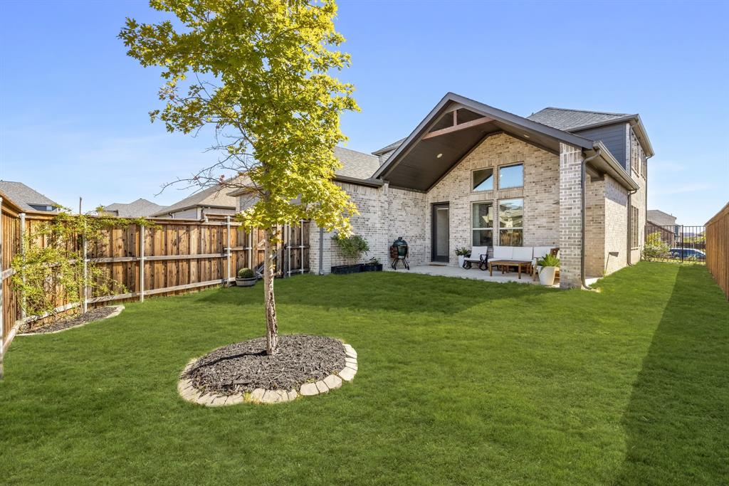 2270 English Ivy Road Frisco, TX 75033 - Photo 32 of 38