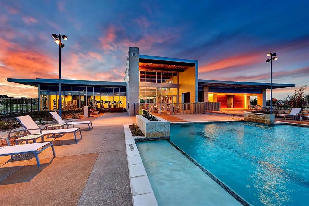 2270 English Ivy Road Frisco, TX 75033 - Photo 36 of 38 Community Pool