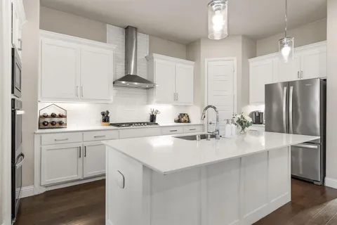 $744,999 | 2270 English Ivy Road, Frisco, TX 75033