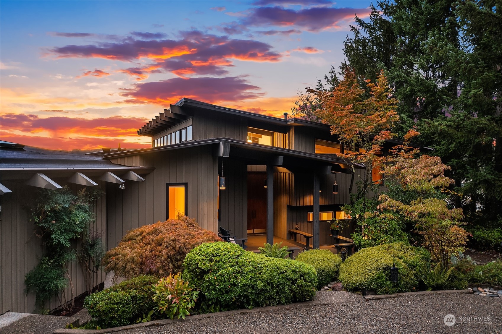 23001 Kingsbury Road Southwest Vashon, WA 98070 - Photo 34 of 40 Gallery Image 34