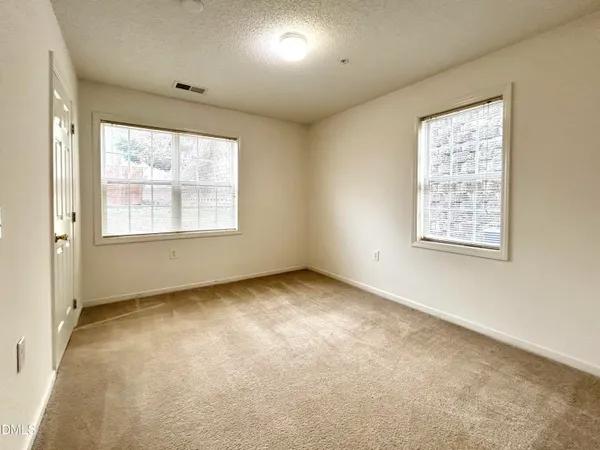 $1,950 | 2000 University Woods Road, Unit 102, Raleigh, NC 27603