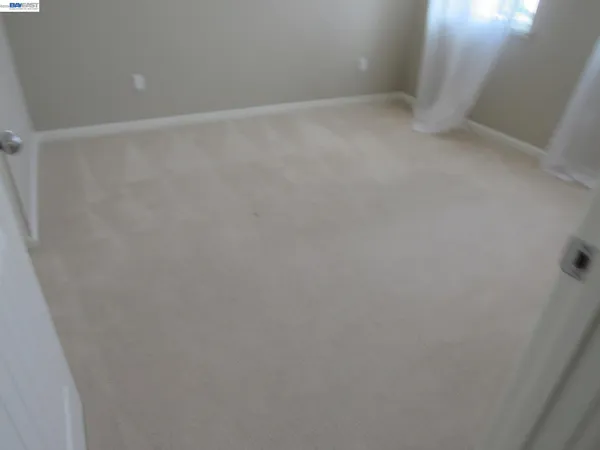 $3,600 | 607 Guild Road, Vacaville, CA 95688