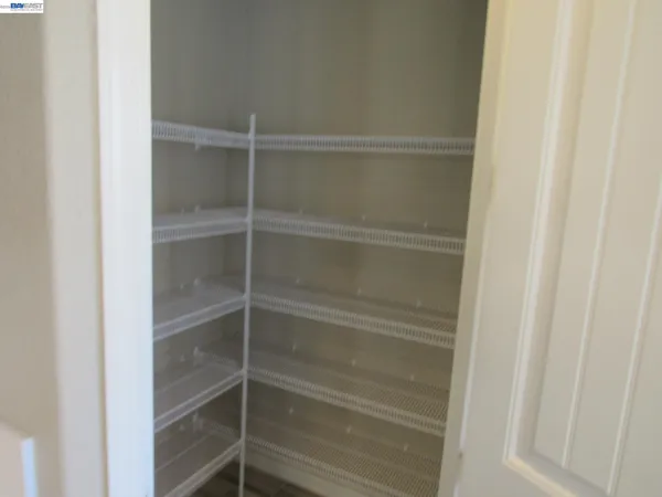 $3,600 | 607 Guild Road, Vacaville, CA 95688