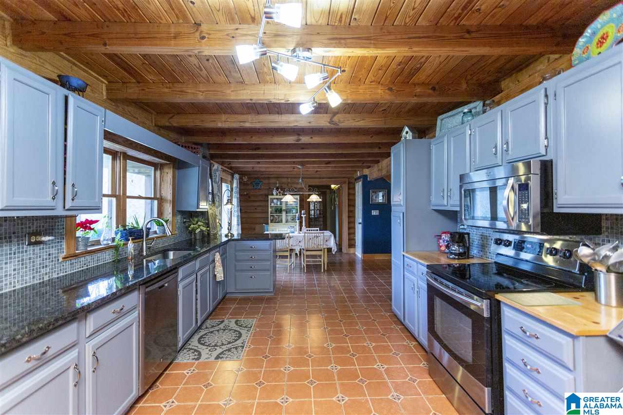 2098 Red Valley Road Remlap, AL 35133 - Photo 13 of 47