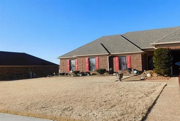 $237,500 | 6736 Olivia Forest Road, Memphis, TN 38141