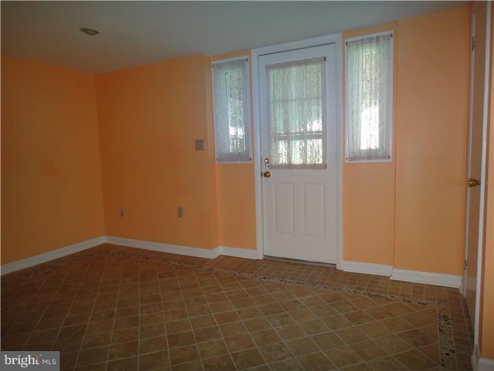 11732 Millbrook Road Philadelphia, PA 19154 - Photo 15 of 19 Gallery Image 15