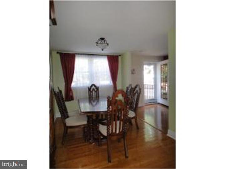 11732 Millbrook Road Philadelphia, PA 19154 - Photo 6 of 19 Gallery Image 6