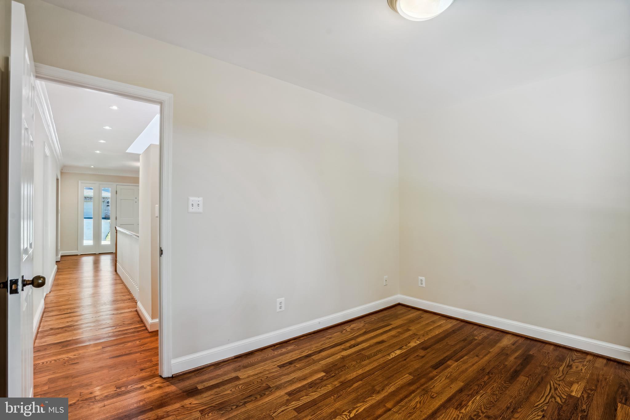 4119 North Ridgeview Road McLean, VA 22101 - Photo 28 of 56 Second bedroom on main level.