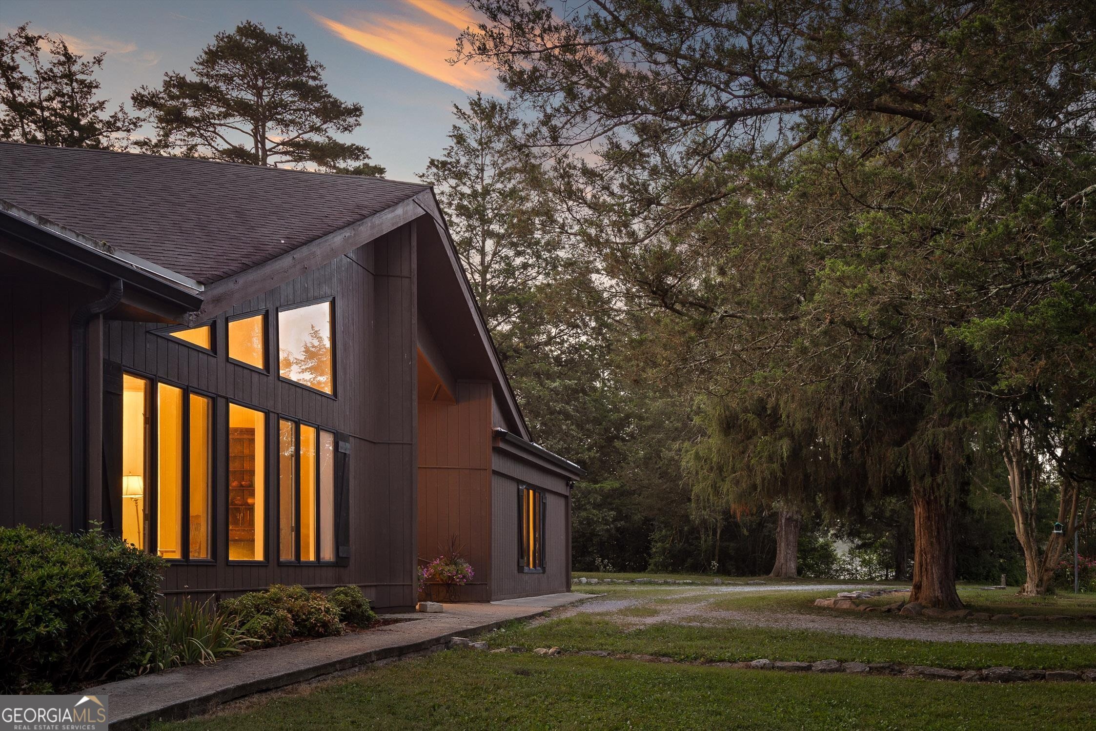 657 Brock Road Chickamauga, GA 30707 - Photo 13 of 51