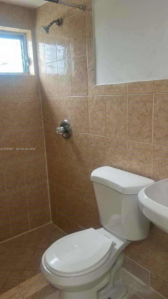 2467 Northwest 103rd Street, Unit 1 Miami, FL 33147 - Photo 9 of 14