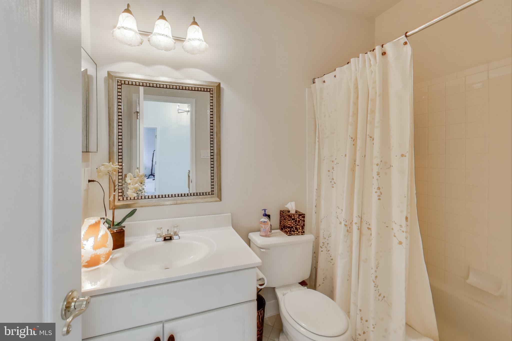 4228 Red Ridge Way, Unit 4228 Randallstown, MD 21133 - Photo 17 of 29 Full Bathroom 2