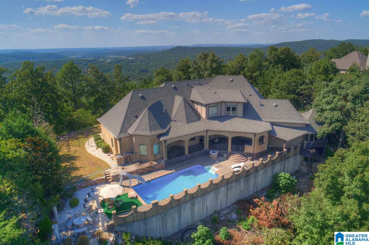 209 Kings Crest Lane Pelham, AL 35124 - Photo 3 of 50