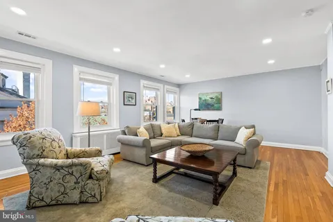 $495,000 | 3405 Greenway, Unit 406, Baltimore, MD 21218