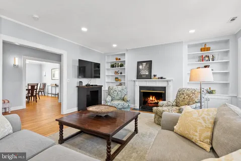 $495,000 | 3405 Greenway, Unit 406, Baltimore, MD 21218