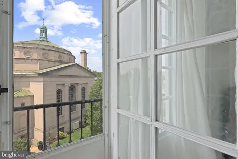 $495,000 | 3405 Greenway, Unit 406, Baltimore, MD 21218