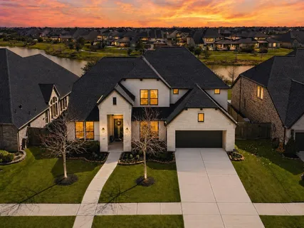 $995,000 | 28615 Jade Springs Lane, Fulshear, TX 77441