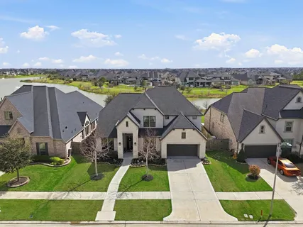 $995,000 | 28615 Jade Springs Lane, Fulshear, TX 77441