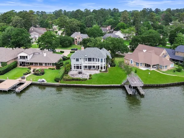 $799,900 | 12130 Sagittarius East, Willis, TX 77318