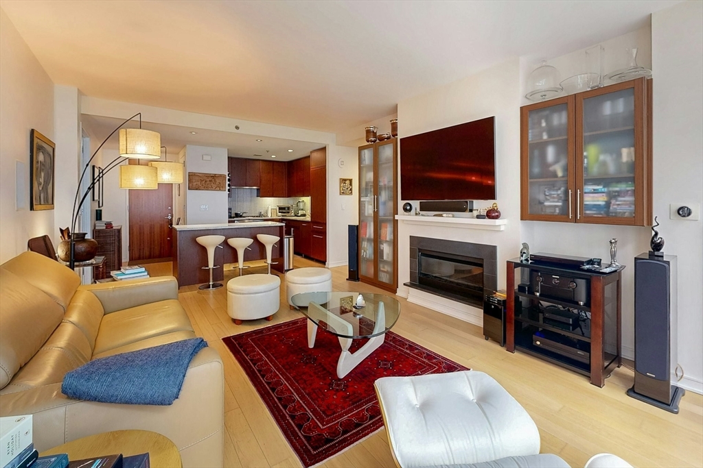 580 Washington Street, Unit 309 Boston, MA 02111 - Photo 2 of 33