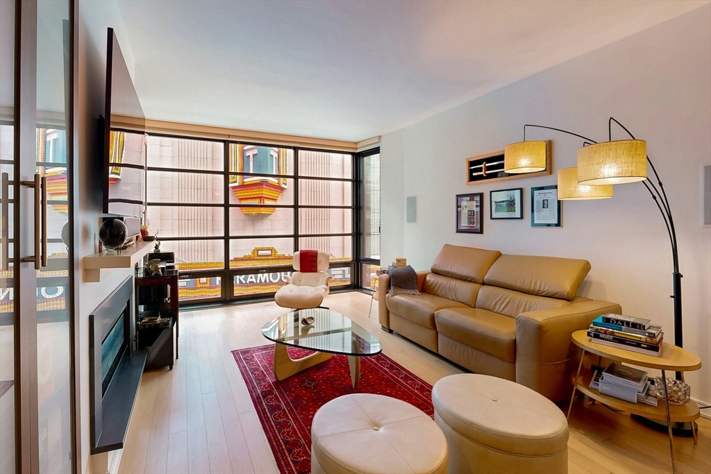 580 Washington Street, Unit 309 Boston, MA 02111 - Photo 3 of 33