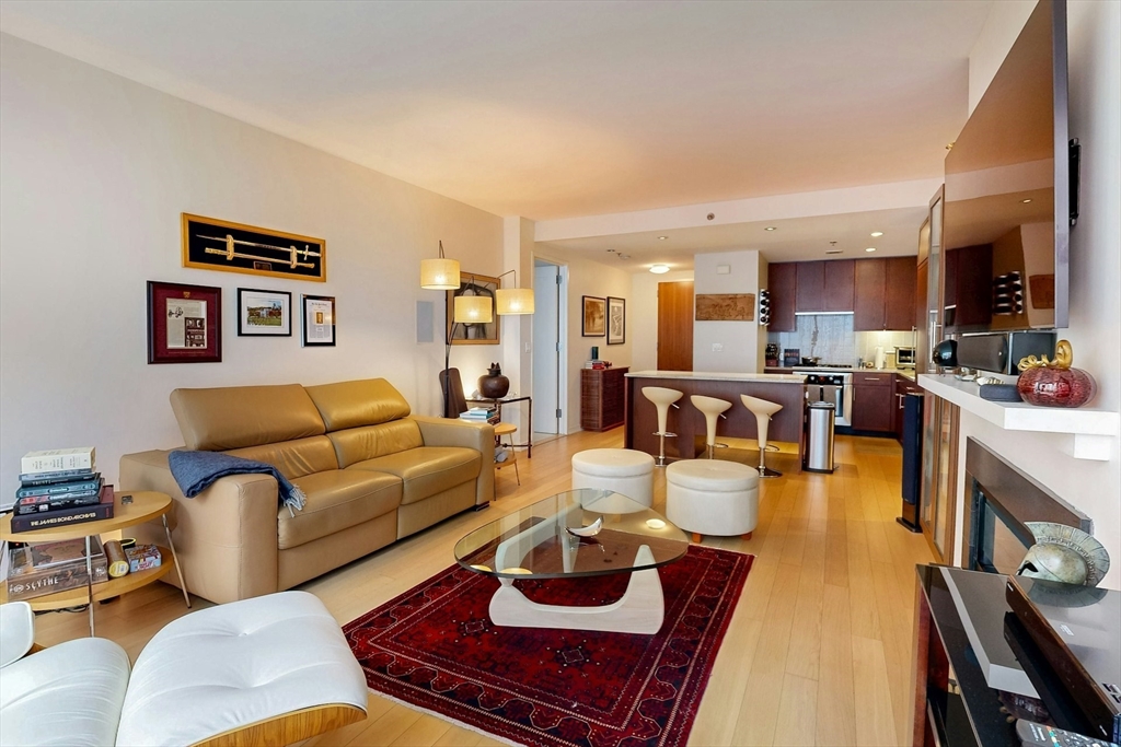 580 Washington Street, Unit 309 Boston, MA 02111 - Photo 6 of 33