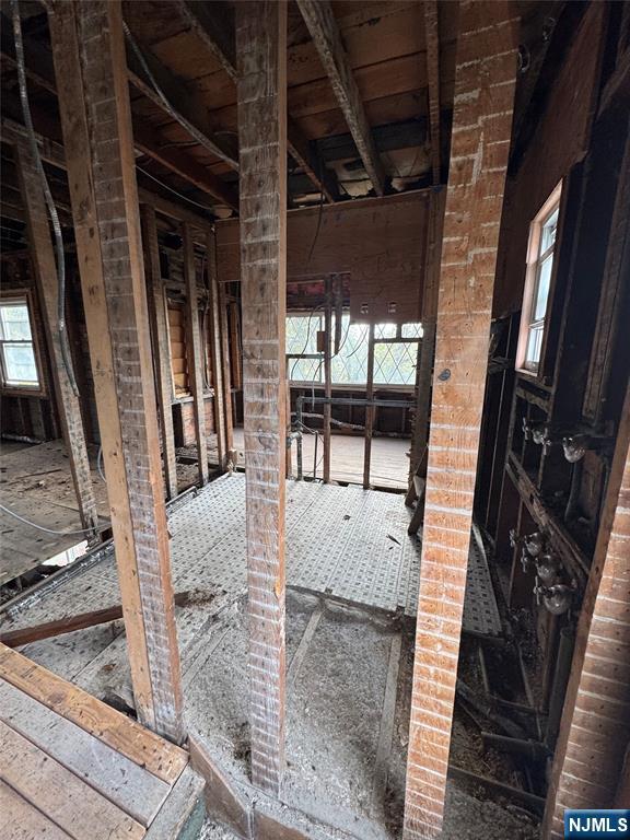 898 Lancaster Road Ridgefield, NJ 07657 - Photo 6 of 12