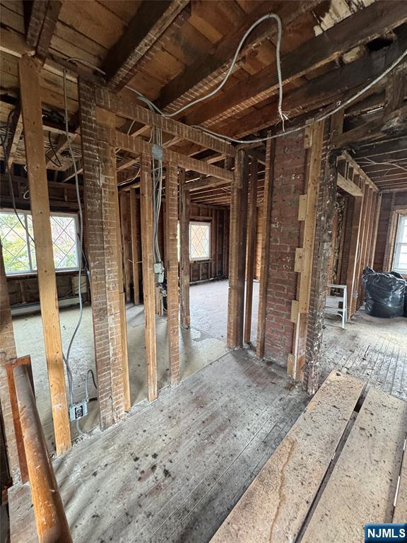 898 Lancaster Road Ridgefield, NJ 07657 - Photo 7 of 12