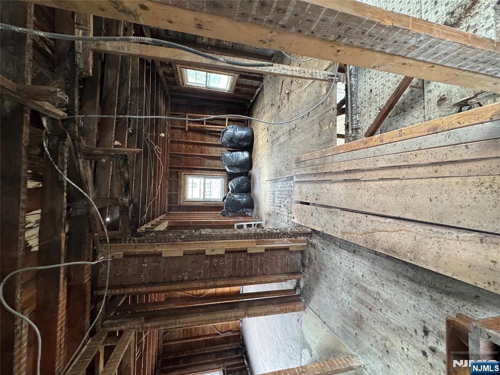 898 Lancaster Road Ridgefield, NJ 07657 - Photo 8 of 12