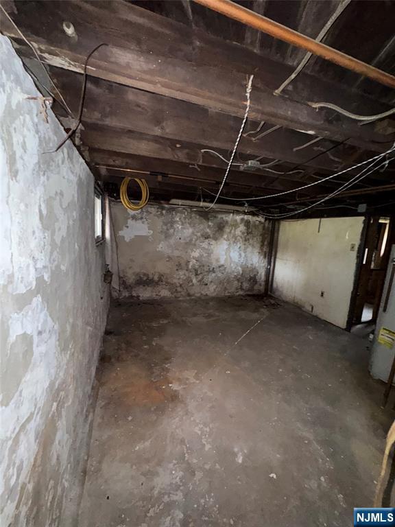 898 Lancaster Road Ridgefield, NJ 07657 - Photo 10 of 12