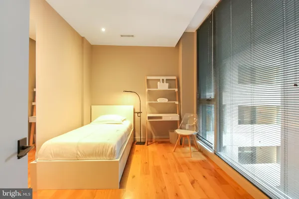 $5,300 | 448 K Street Northwest, Unit 401, Washington, DC 20001