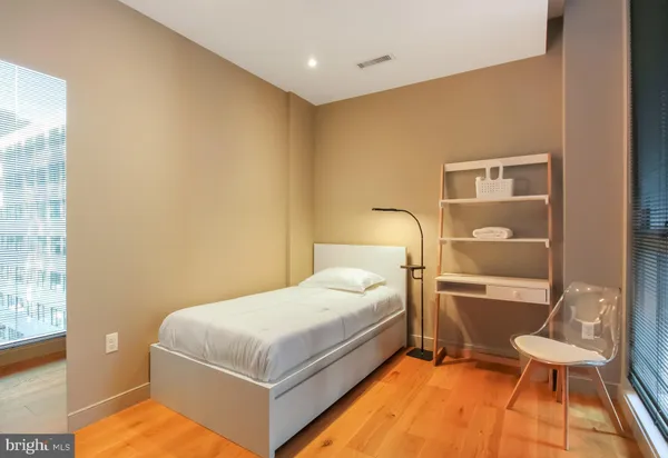 $5,300 | 448 K Street Northwest, Unit 401, Washington, DC 20001