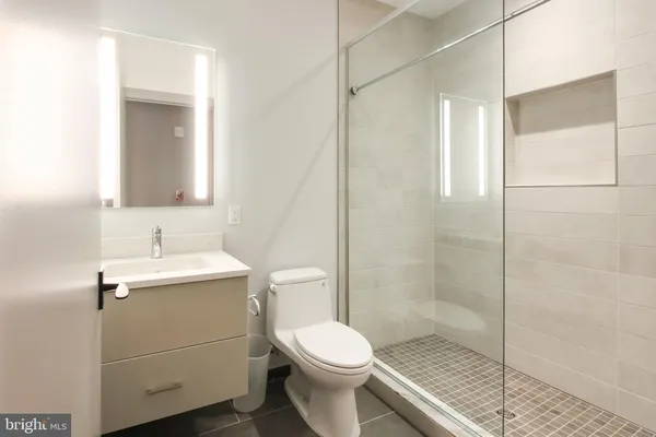 $5,300 | 448 K Street Northwest, Unit 401, Washington, DC 20001