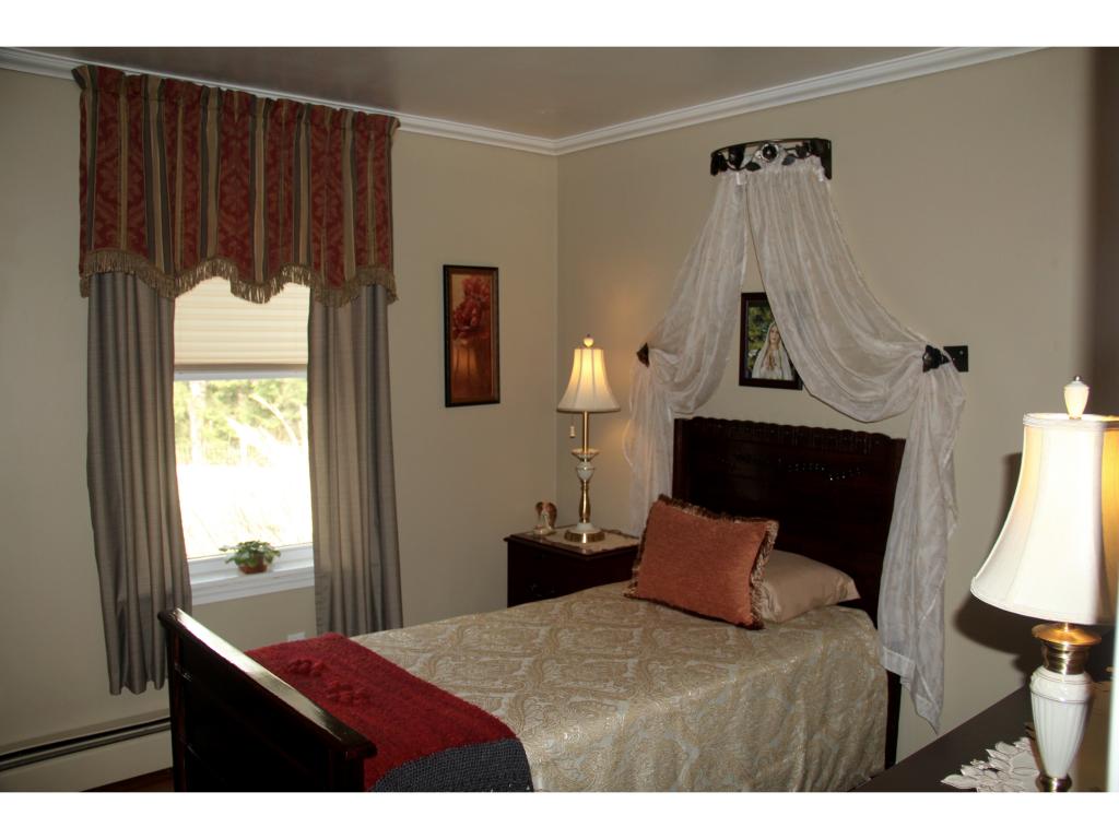117 Rogers Road Barnstead, NH 03225 - Photo 13 of 31 Gallery Image 13