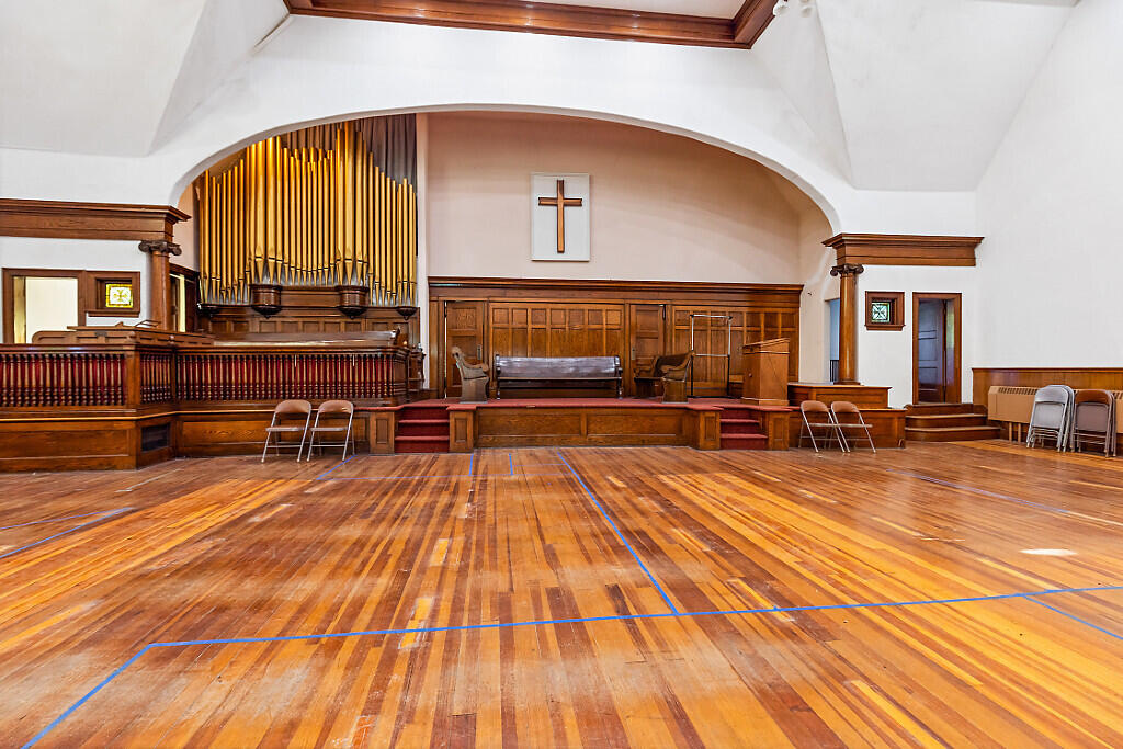 112 Washington Street Rumford, ME 04276 - Photo 11 of 54 60_BP5A0180_DxO_mls