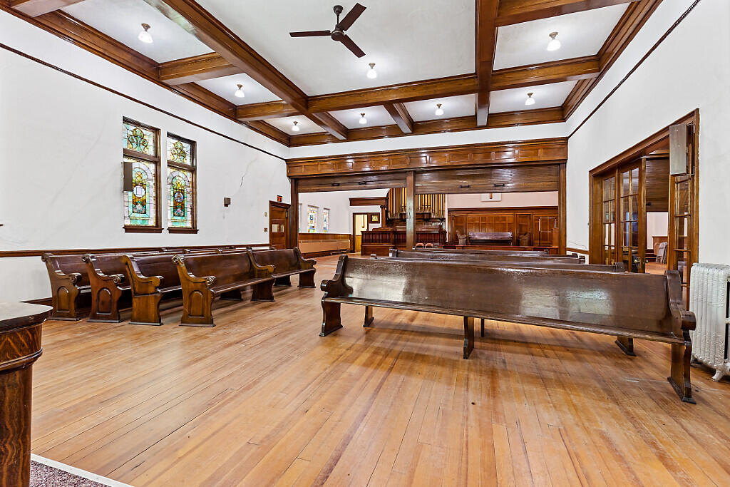 112 Washington Street Rumford, ME 04276 - Photo 19 of 54 56_BP5A0168_DxO_mls