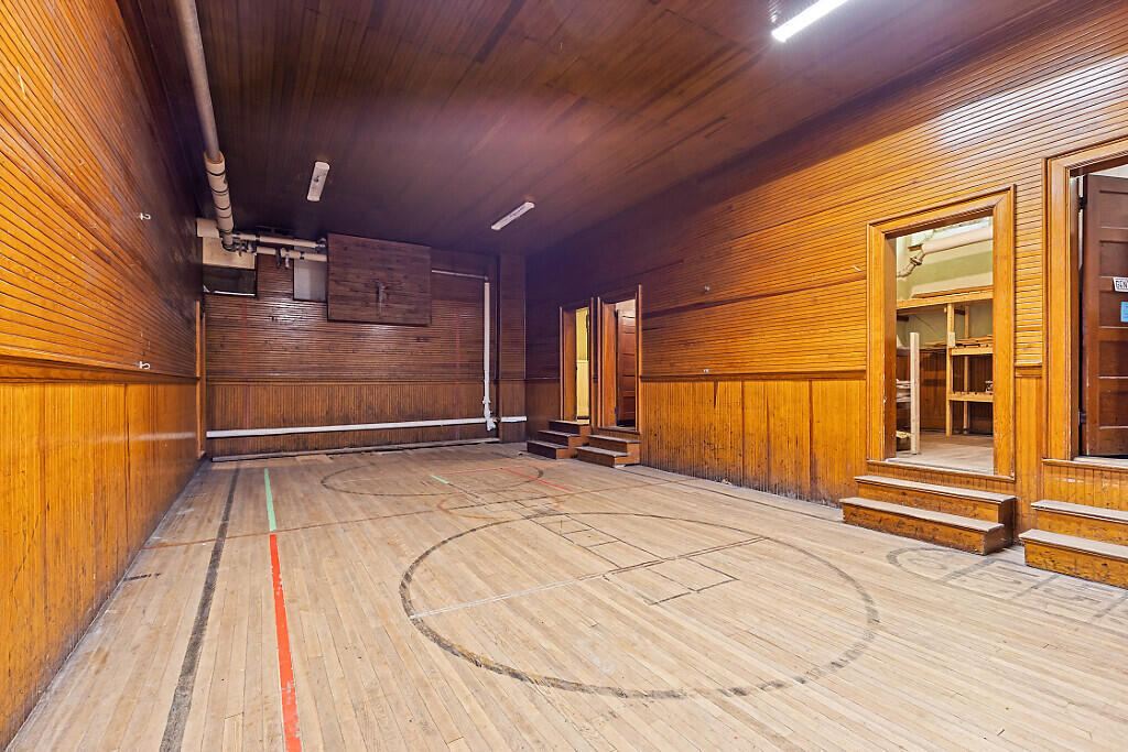 112 Washington Street Rumford, ME 04276 - Photo 42 of 54 16_BP5A0048_DxO_mls