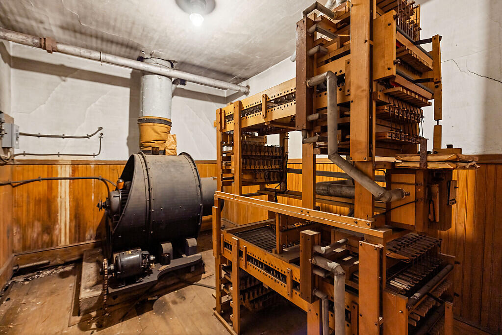 112 Washington Street Rumford, ME 04276 - Photo 45 of 54 15_BP5A0045_DxO_mls