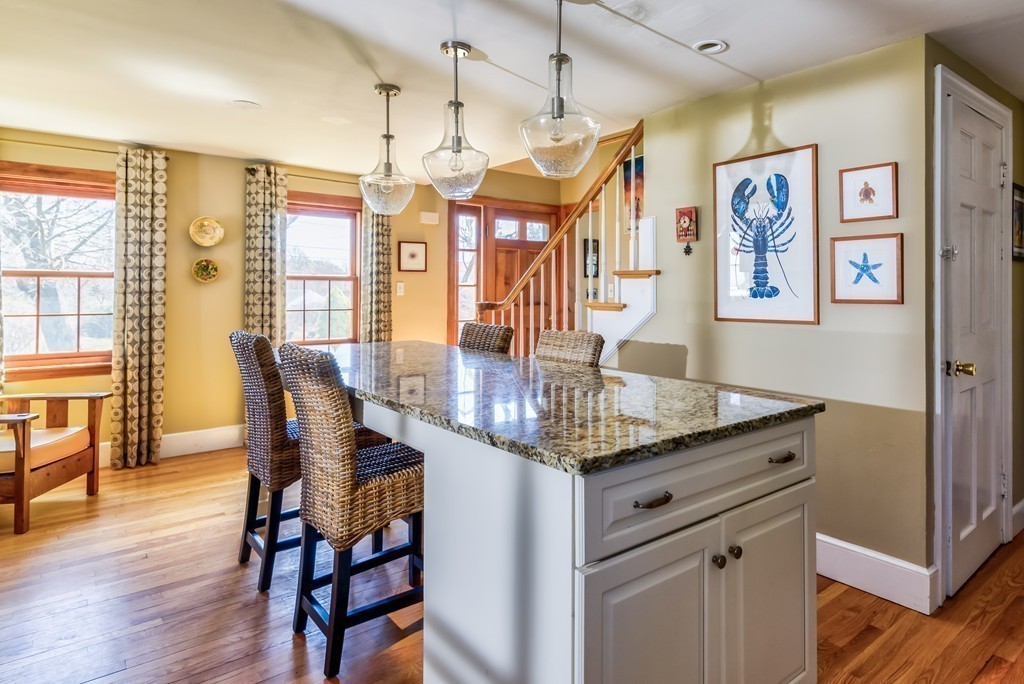 95 Mann Hill Road Scituate, MA 02066 - Photo 9 of 25 Gallery Image 9