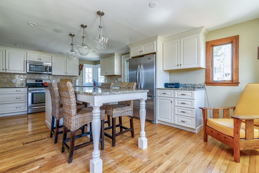 95 Mann Hill Road Scituate, MA 02066 - Photo 10 of 25 Gallery Image 10