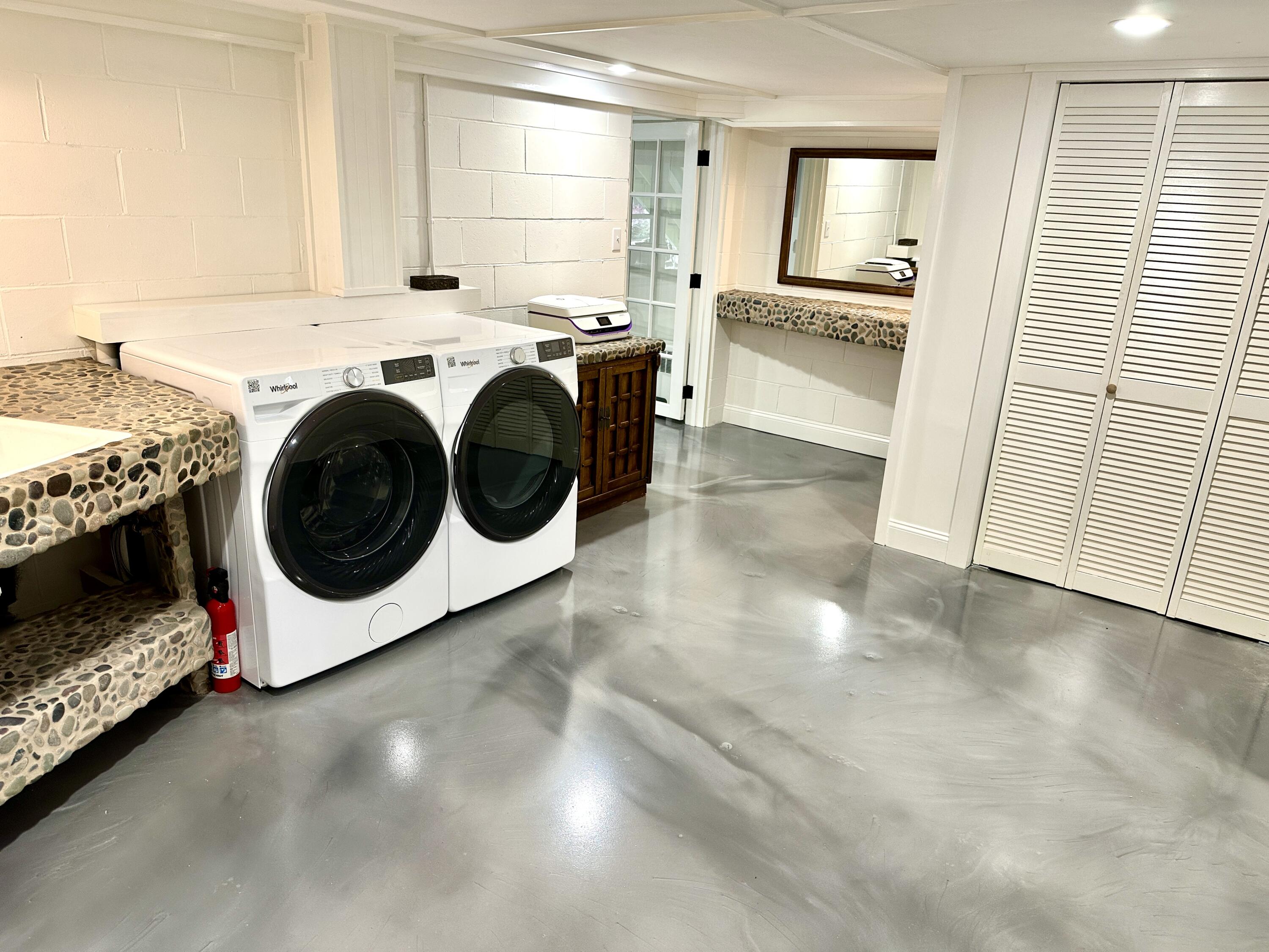 53 Highland Road Truro, MA 02666 - Photo 21 of 27 Laundry room