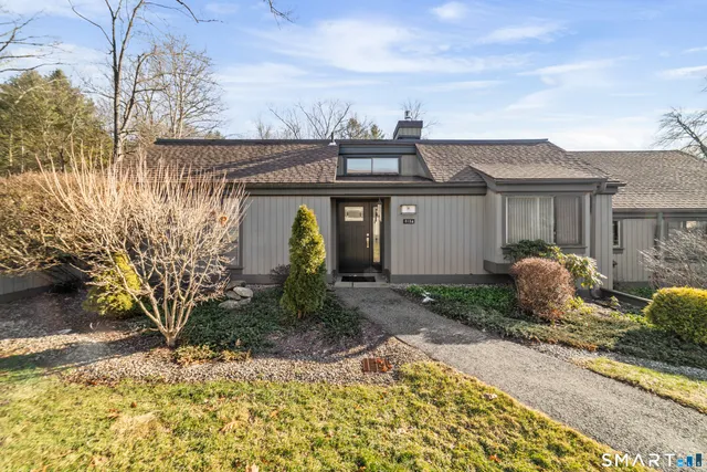 $355,000 | 813 Heritage Village, Unit A, Southbury, CT 06488