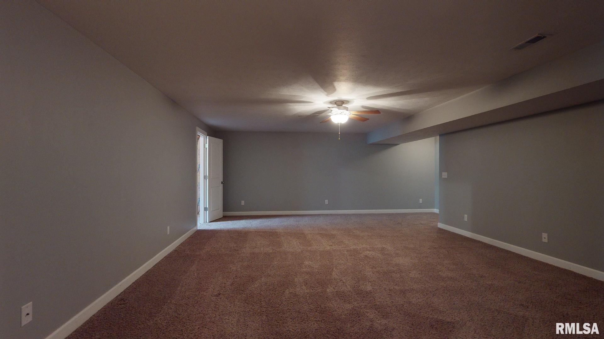 2917 Sandy Lane Springfield, IL 62711 - Photo 12 of 16 Gallery Image 12