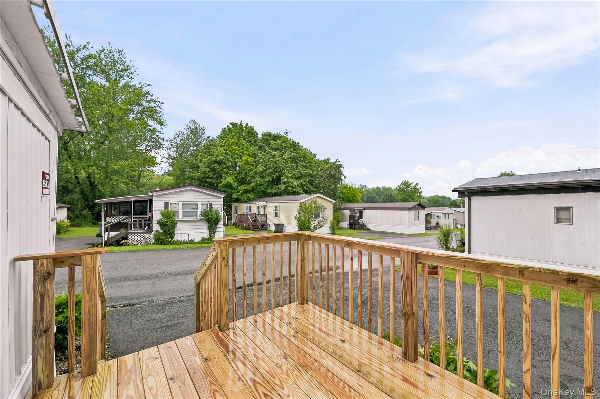 327 Currycross Road New Windsor, NY 12553 - Photo 3 of 26