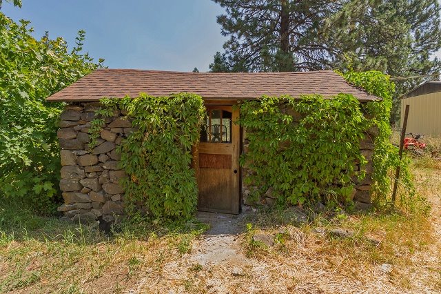 14809 South Sherman Road Spokane, WA 99224 - Photo 5 of 20